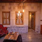 Sur Cave Hotel