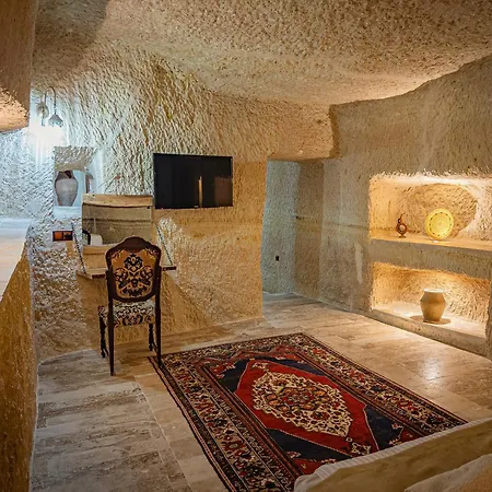Otel Sur Cave