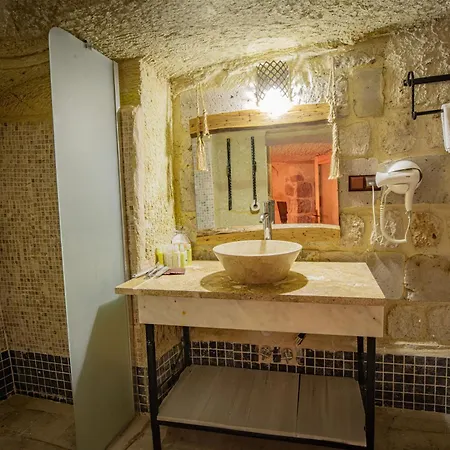 Otel Sur Cave