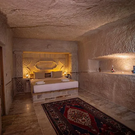 Otel Sur Cave