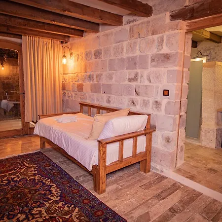 Sur Cave Otel