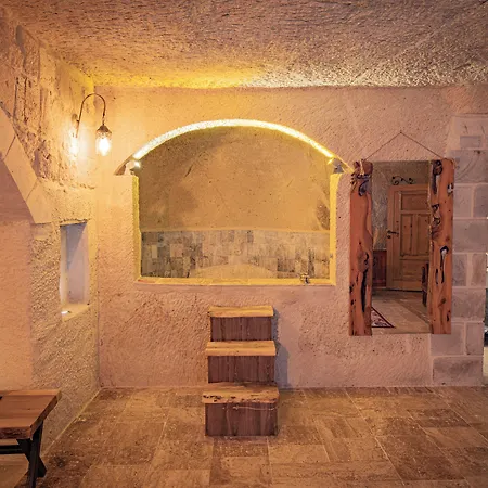 Sur Cave *