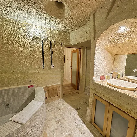 Sur Cave Otel